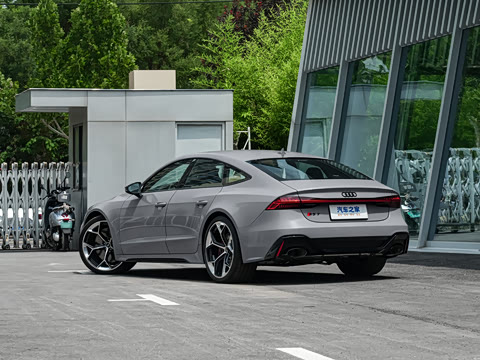 2025�� RS 7 4.0T Sportback performance
