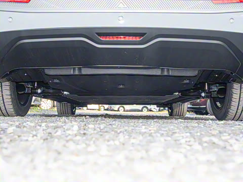 2025�� Plus 610 ������