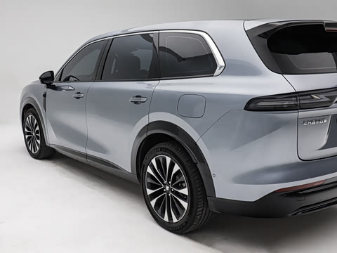 2026�� 235km ����Ǭ��������