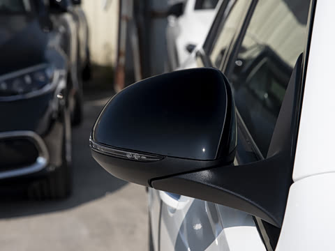 2026�� AMG C 43 4MATIC