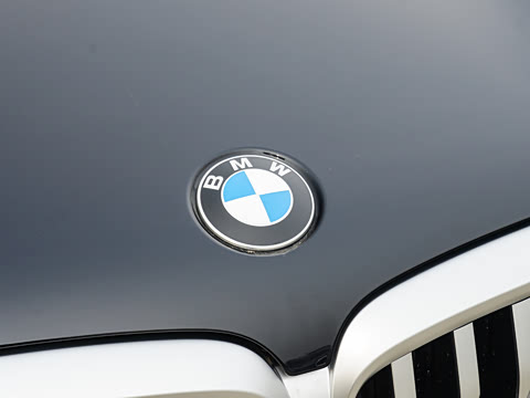 2026�� �Ŀ� xDrive 30Li ������M�˶���ҹ��װ