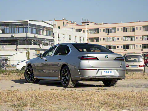 2026�� 735Li ������װ