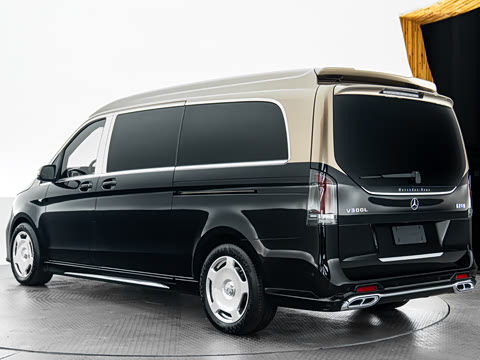 2026�� 2.0T �j�ۺ�Ӱ M700