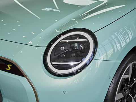 2026�� 463km COOPER SE ������