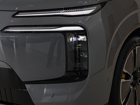 2025�� �콢��