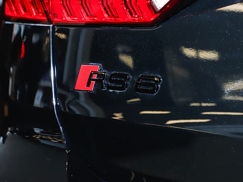 2025��  RS 6 4.0T Avant performance