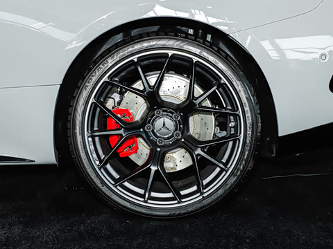 2026�� AMG CLE 53 4MATIC+ ������ܳ�