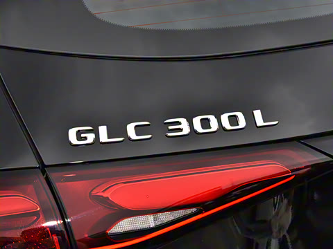 2026�� GLC 300 L 4MATIC ������