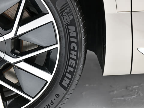 2025�� Ǭ�� UItra 5��