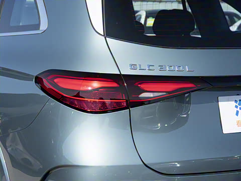 2026�� GLC 300 L 4MATIC ������ 5��