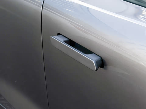 2025�� 240����Ultra H5