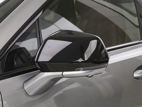 2026�� 2.0T �����