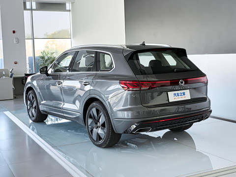 2026�� 3.0TSI �񾳰� �����˶���װ