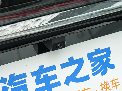 2025�� 2.0T PHEV ����200��������� 7��