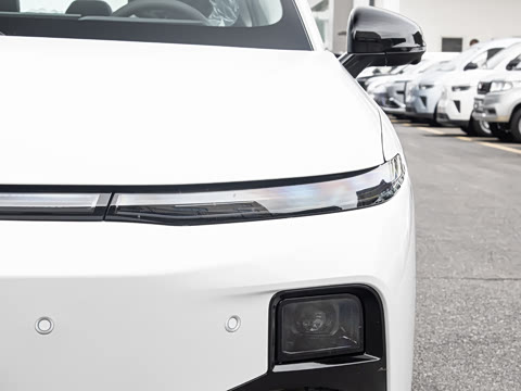 2027�� 670������