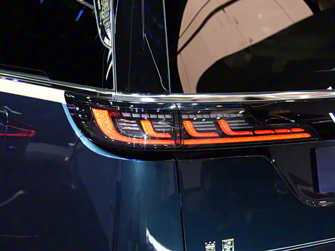 2025�� PHEV �����߶���