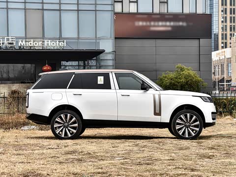 2025�� 3.0 L6 400PS SV���ٴ����ӳ��� 4��