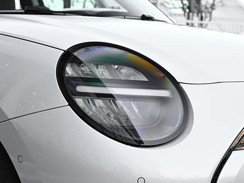 2026�� 466km COOPER E ������