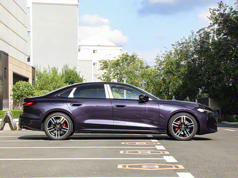 2026�� 2.0T �˶��� quattro