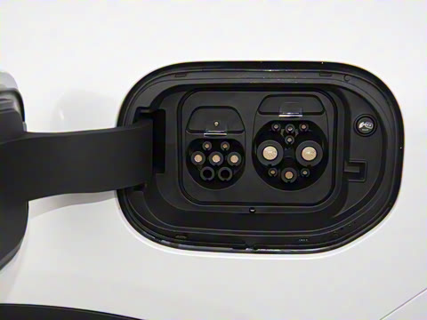 2025�� �Ŀ� 560PRO 185kW