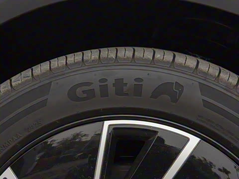 2025�� �Ŀ� 560PRO 185kW