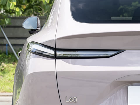 2026�� 85kWh Max+