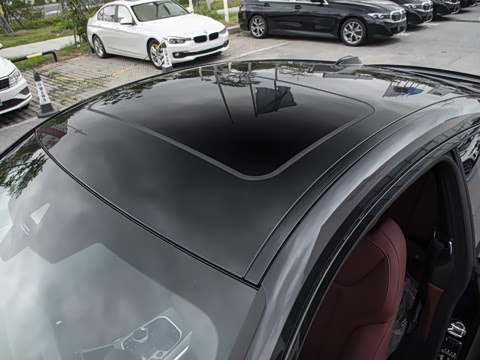 2026�� 430i M�˶���ҹ��װ