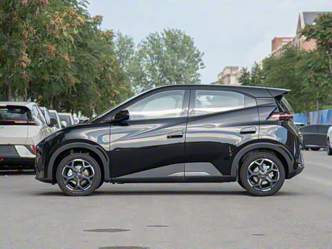 2025�� �Ǽݰ� 405km ���ڰ�