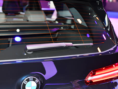 2025�� xDrive30L ������ M�˶���ҹ��װ