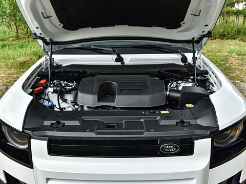 2026�� 110 3.0T X-Dynamic SE
