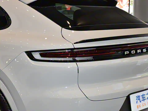 2026�� Cayenne Coup�� 3.0T