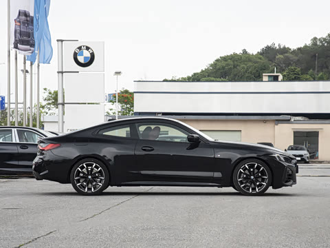 2026�� 430i M�˶���ҹ��װ