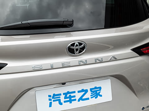 2027�� 2.5L ˫����������