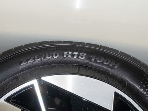 2025�� ����SMART�� 64.2kWh