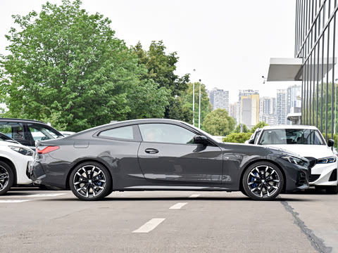 2026�� 430i M�˶���ҹ��װ