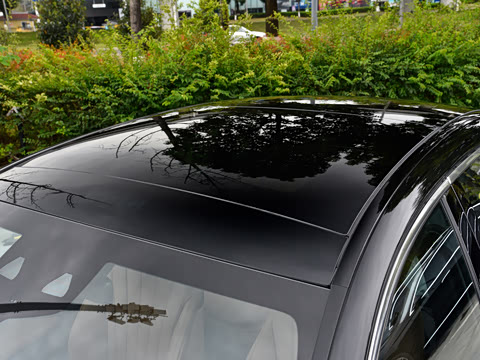 2026�� E 260 L 4MATIC