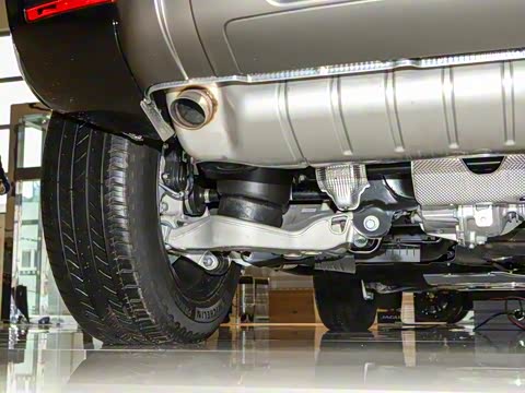 2025�� 90 3.0T P400 X-Dynamic HSE