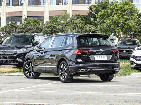 2025�� ���ڿ� 330TSI �Զ�����R-Line��ҫ��