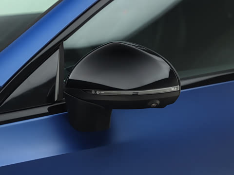 2026�� AMG CLE 53 4MATIC+ ���ܳ�