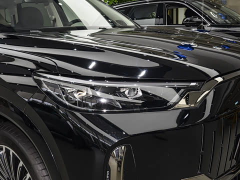 2025�� 210 ������