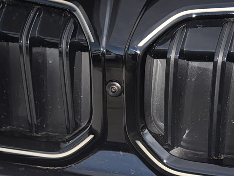 2026�� 330Li ������ M�˶���ҹ��װ