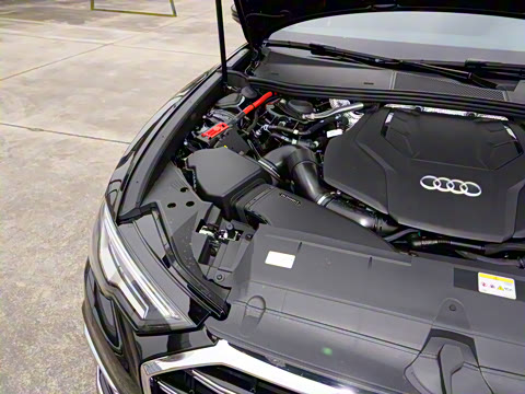 2026�� 55 TFSI quattro ����������