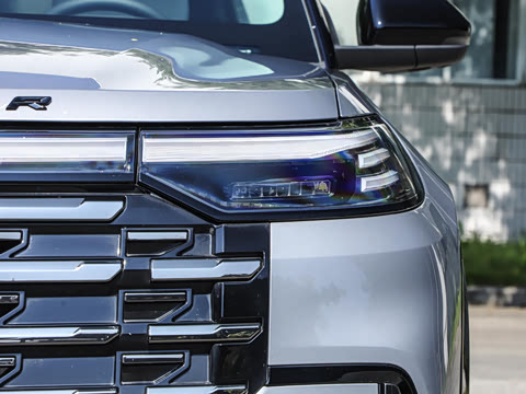 2027�� 2.3T EcoBoost ���� 6��