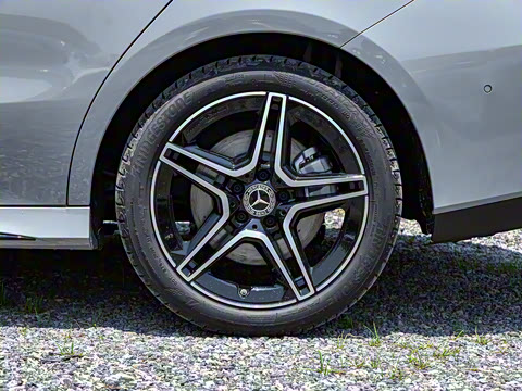 2025�� CLA 260 4MATIC ��ذ�