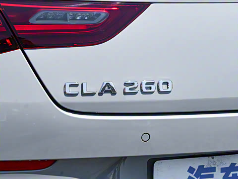 2025�� CLA 260 4MATIC ��ذ�