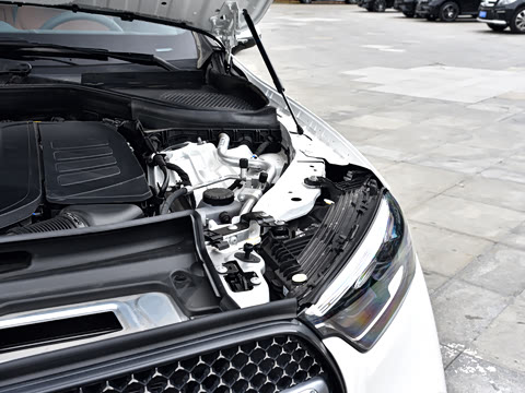 2026�� GLC 300 L 4MATIC ������