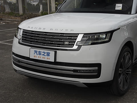 2026�� 3.0 L6 400PS AB�����