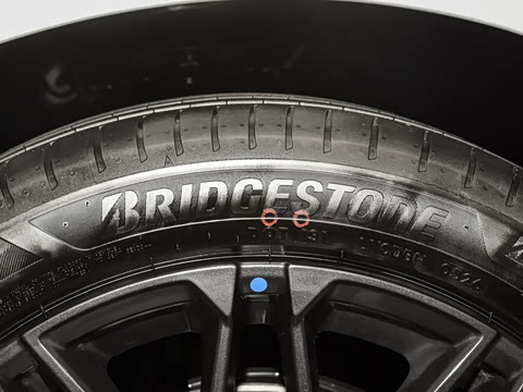 2026�� EV �Ǽݰ� 705KM����������