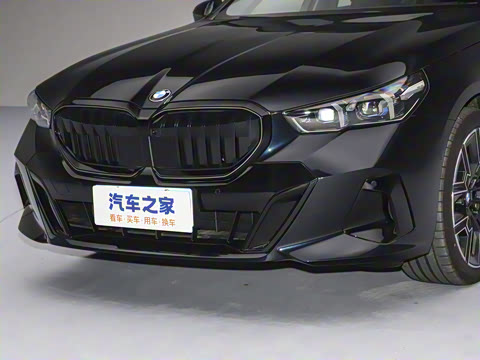 2025�� 530Li ������ M�˶���װ