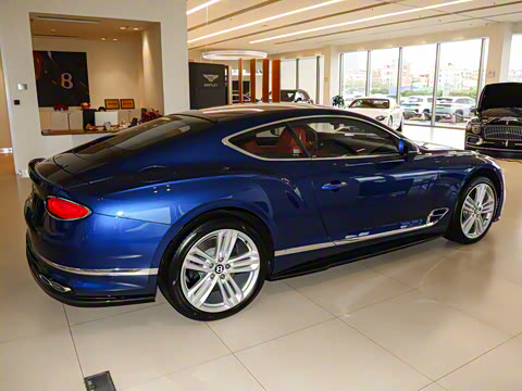 2024�� 4.0T GT V8